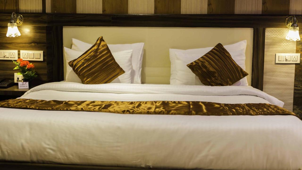 Hotel Kings Regency Drang Екстериор снимка