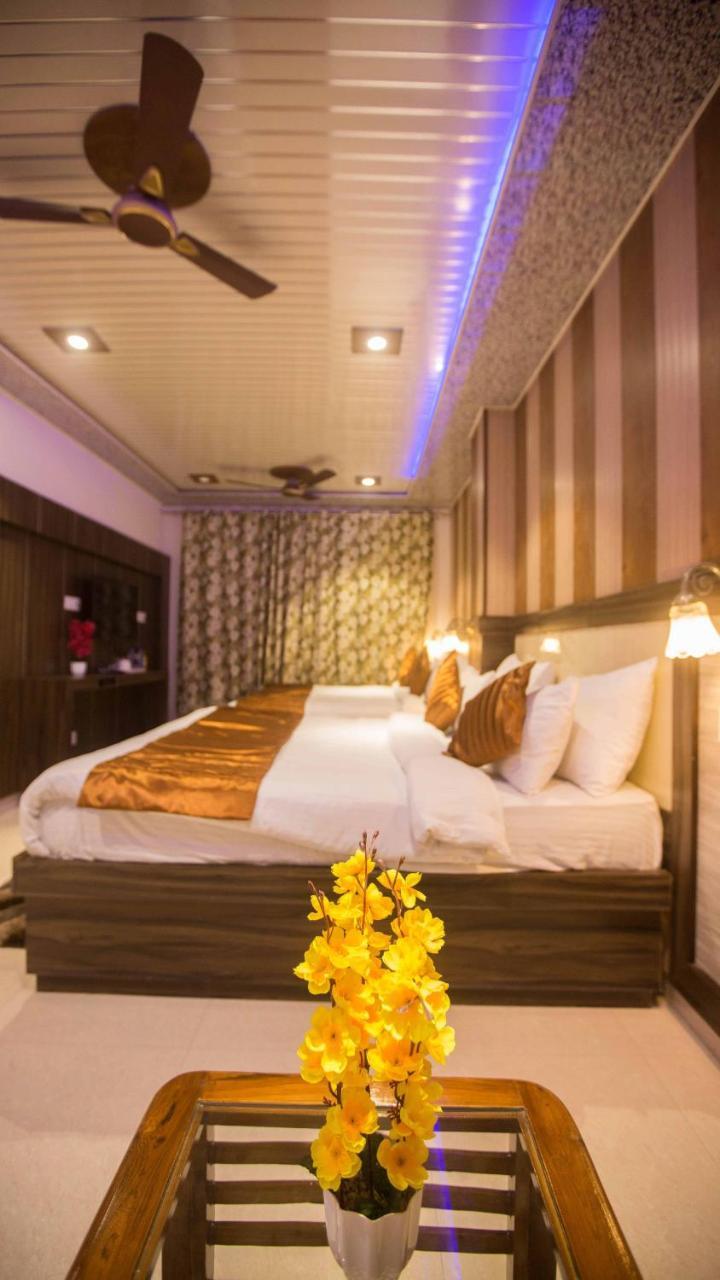 Hotel Kings Regency Drang Екстериор снимка